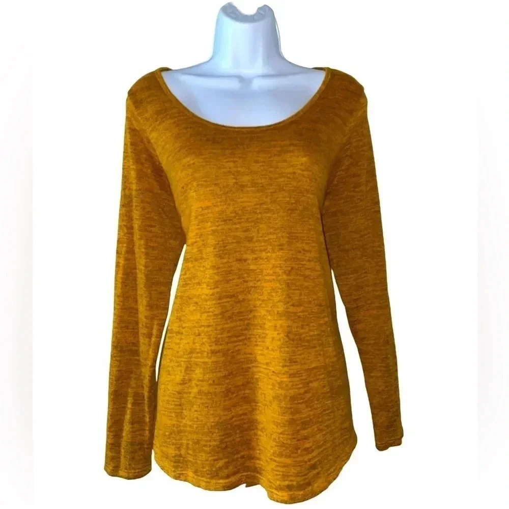 High-Low Mustard Yellow Long Sleeve Top, Round Neck, Long sleeves, Size XL - Picture 2 of 6